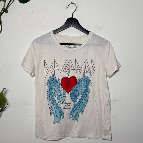 Chaser Def Leopard Tour Tee - 1981 Soft Vintage / Retro Look - {Small} - Picture 4 of 10